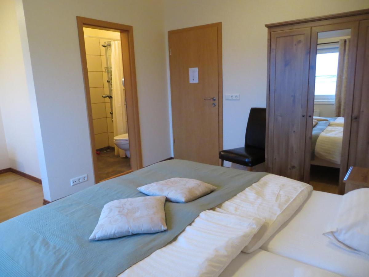 Guesthouse Vellir Vík Szoba fotó