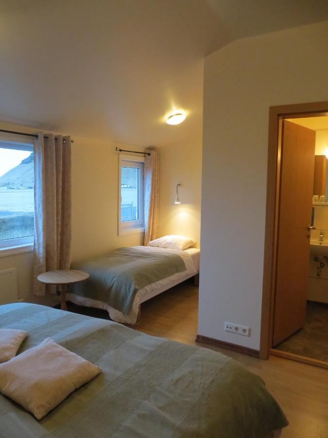 Guesthouse Vellir Vík Kültér fotó
