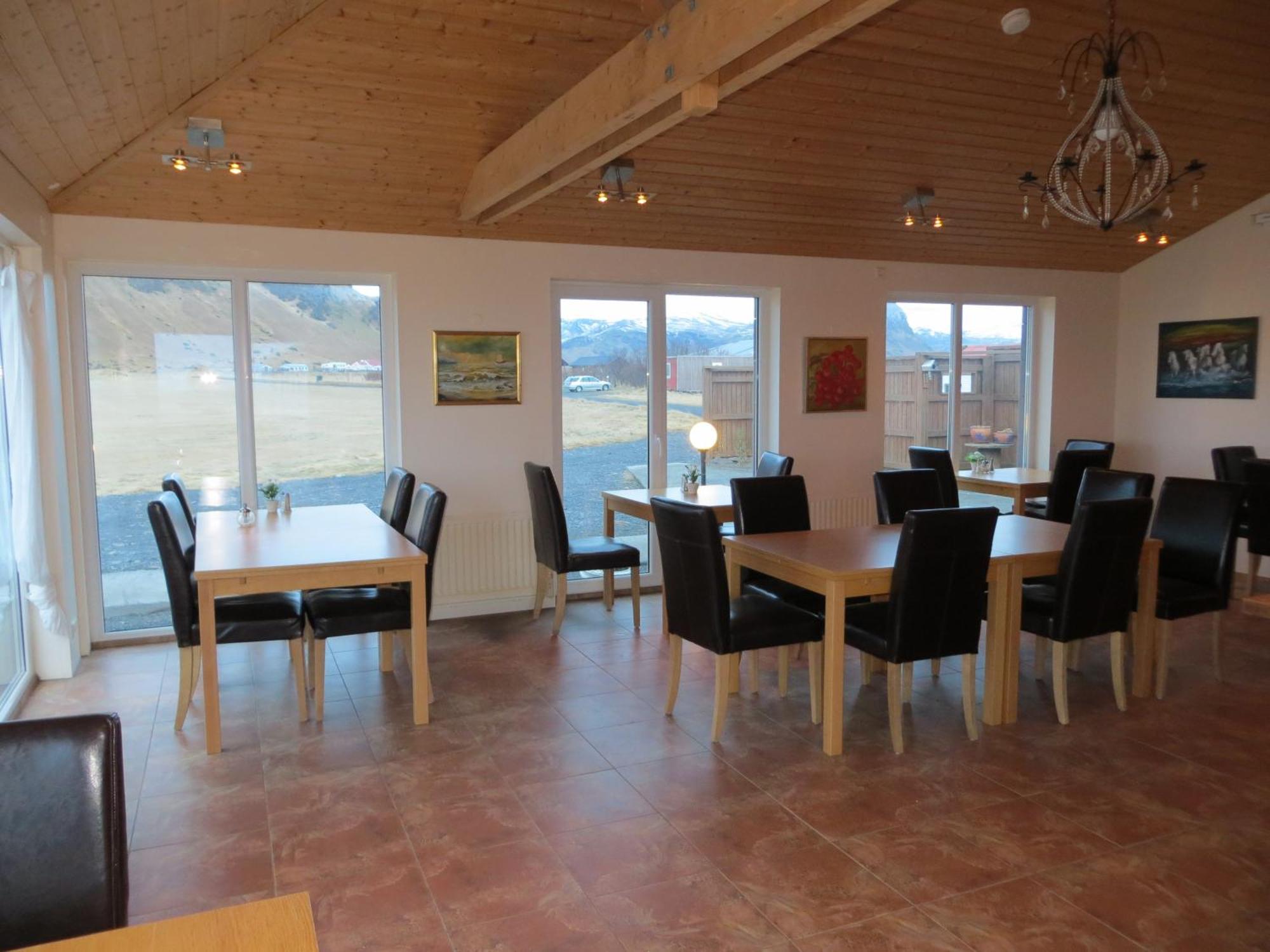 Guesthouse Vellir Vík Kültér fotó